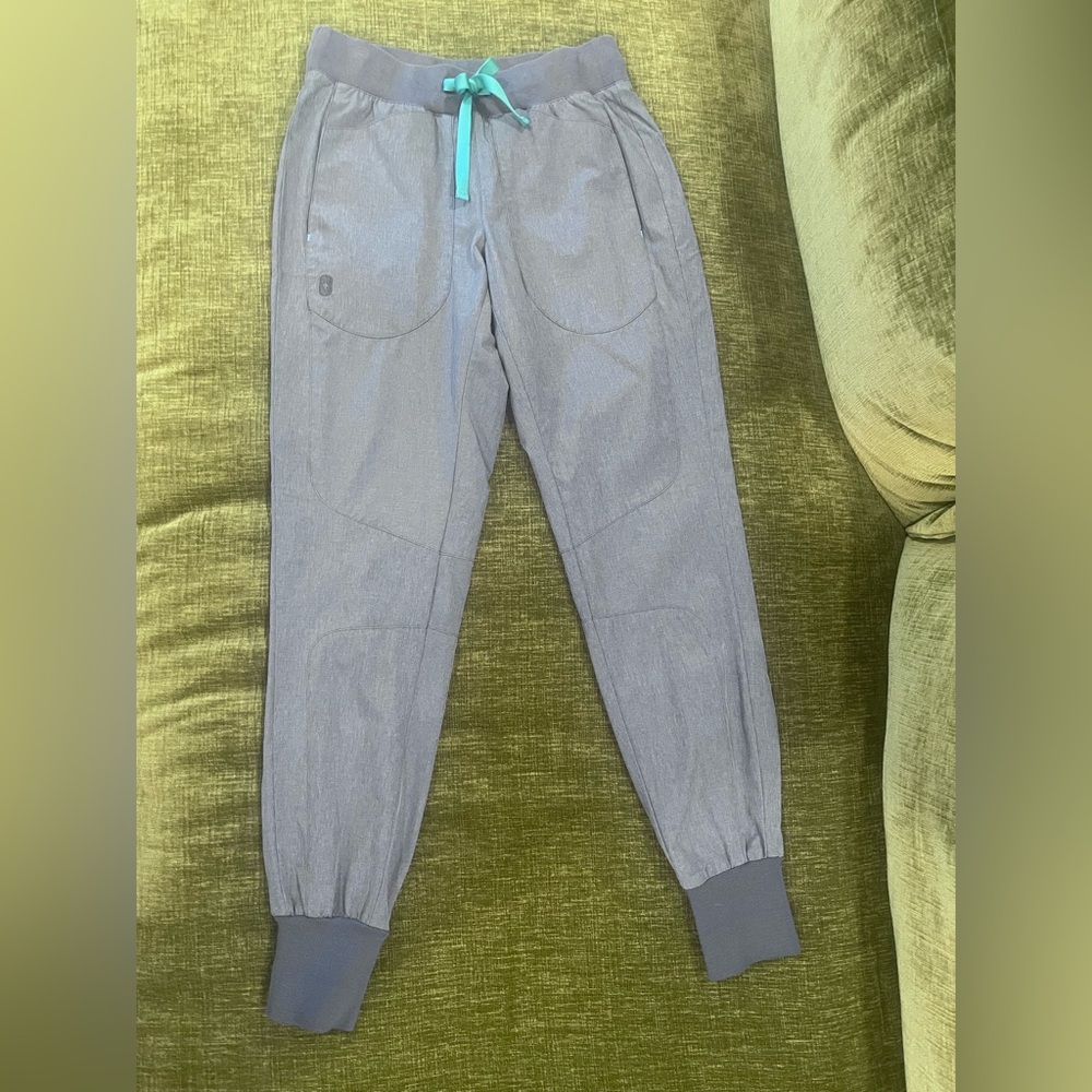 Figs E.A.C. Environmentally Awesome Collection Size XXS